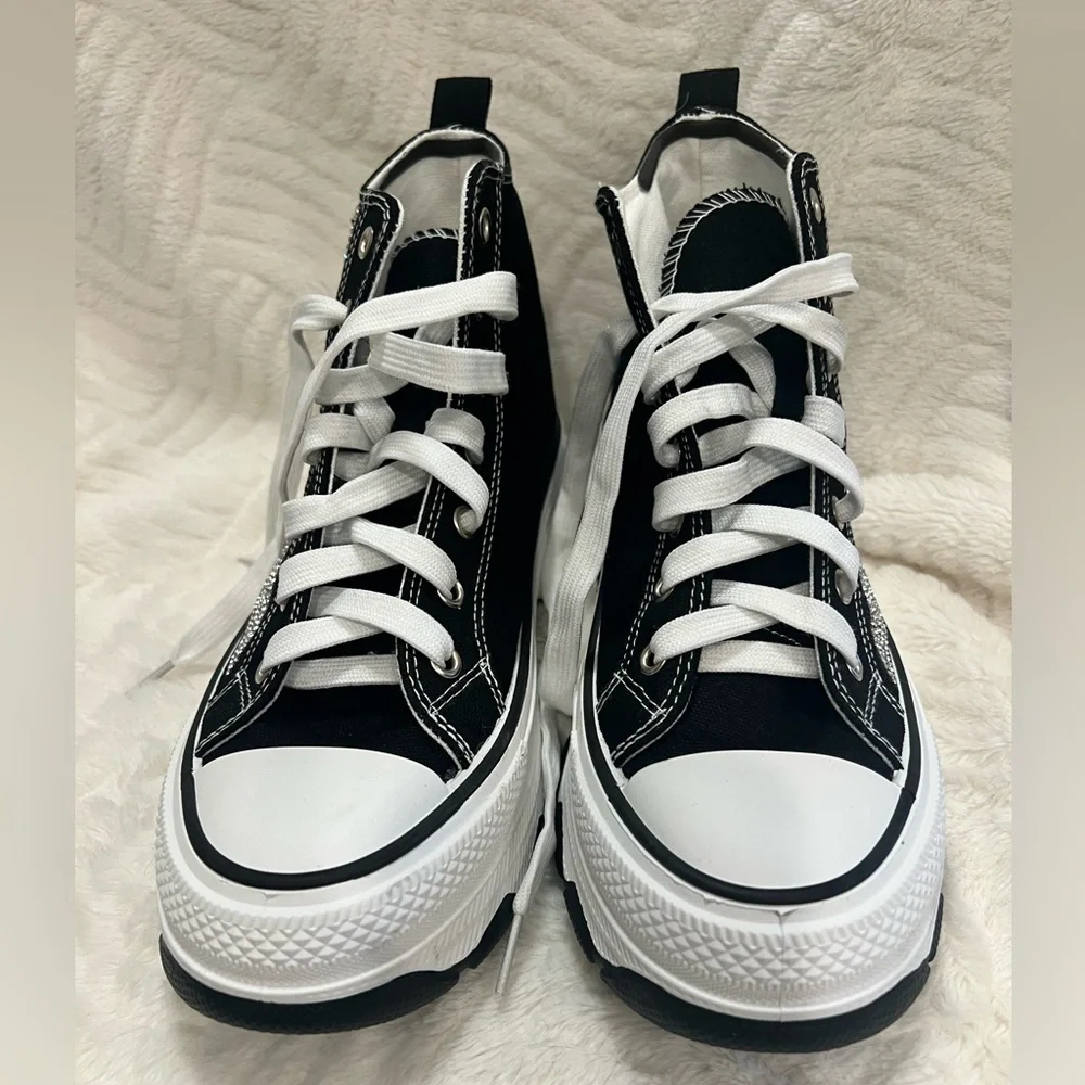 TOP Moda Black and White High-Top Sneakers with Rhinestone detail - Picture 2 of 4